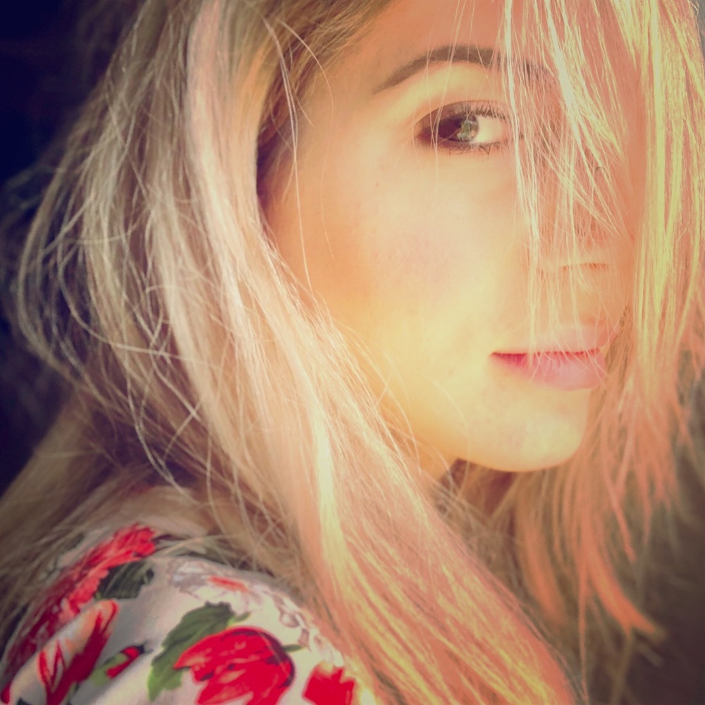 Meet your Posher, Hannah